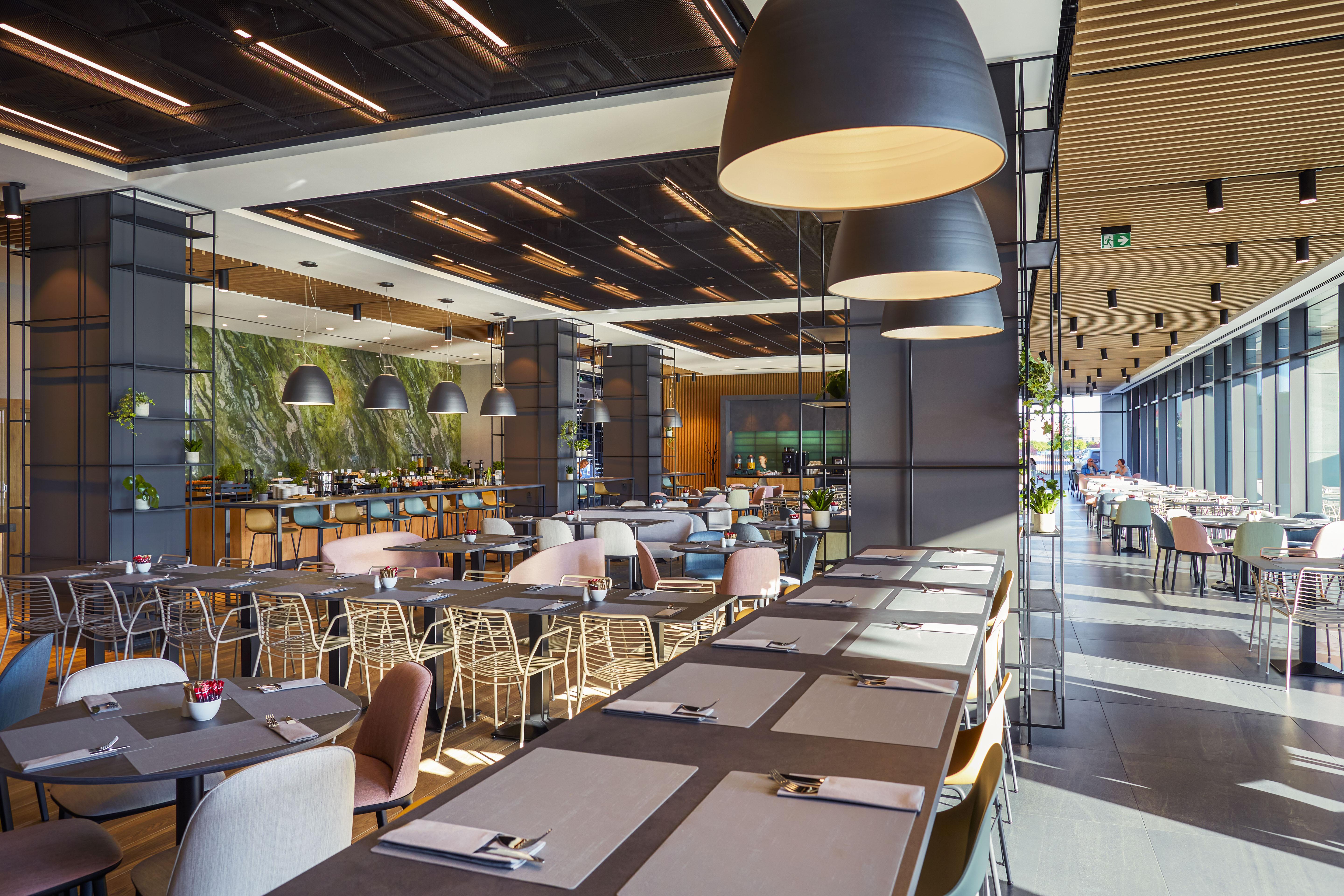 Q Hotel Plus Wroclaw Bielany Bielany Wrocławskie Kültér fotó