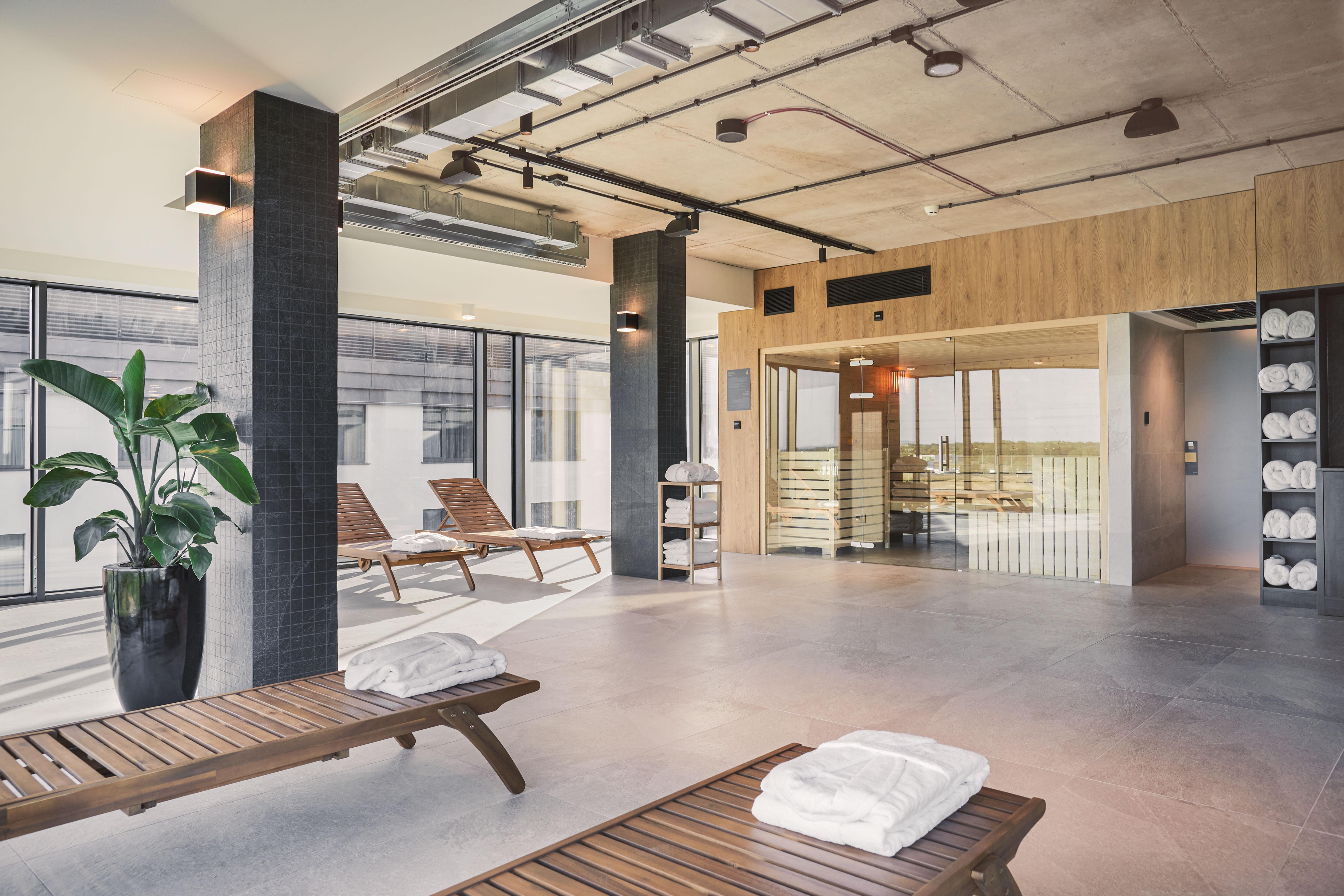 Q Hotel Plus Wroclaw Bielany Bielany Wrocławskie Kültér fotó