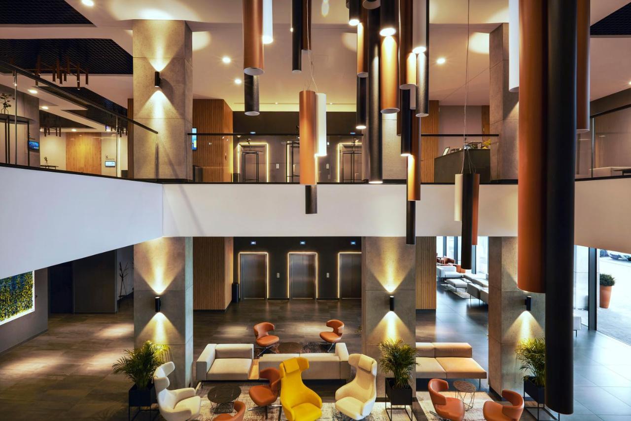 Q Hotel Plus Wroclaw Bielany Bielany Wrocławskie Kültér fotó
