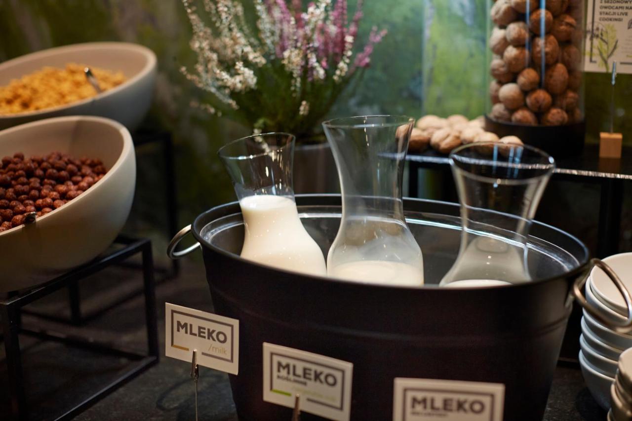Q Hotel Plus Wroclaw Bielany Bielany Wrocławskie Kültér fotó
