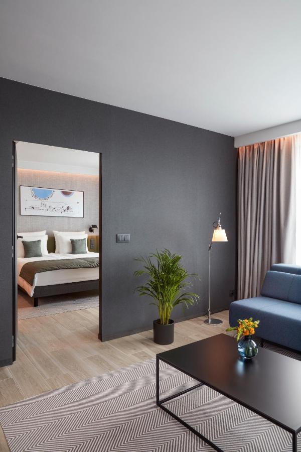 Q Hotel Plus Wroclaw Bielany Bielany Wrocławskie Kültér fotó